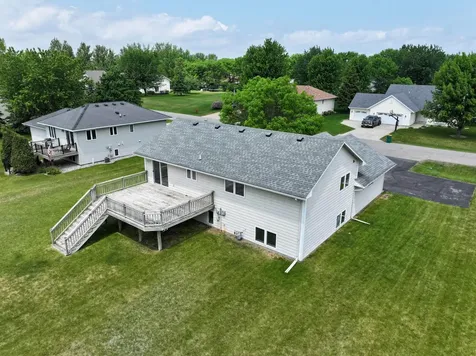 1100 Lochmist Lane NW Alexandria MN 56308