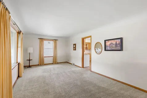 845 Spencer Street S Shakopee MN 55379