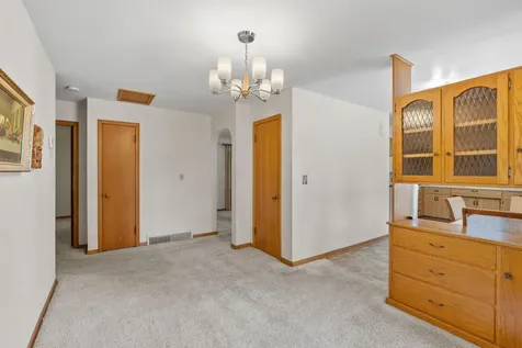 845 Spencer Street S Shakopee MN 55379