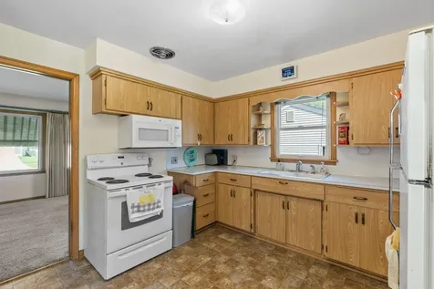 845 Spencer Street S Shakopee MN 55379