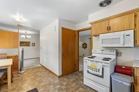 845 Spencer Street S Shakopee MN 55379
