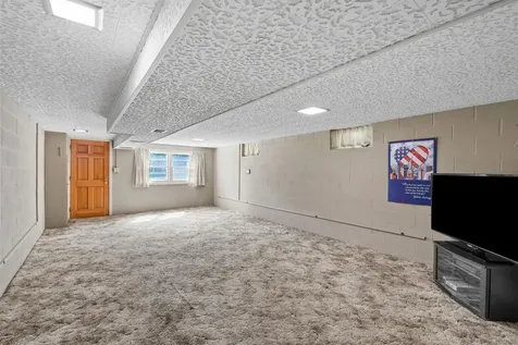 845 Spencer Street S Shakopee MN 55379