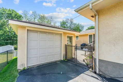 845 Spencer Street S Shakopee MN 55379