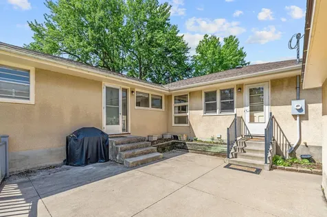 845 Spencer Street S Shakopee MN 55379