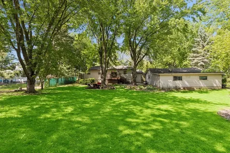 9883 Brookview Road Woodbury MN 55125