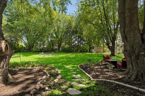 9883 Brookview Road Woodbury MN 55125