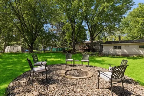 9883 Brookview Road Woodbury MN 55125