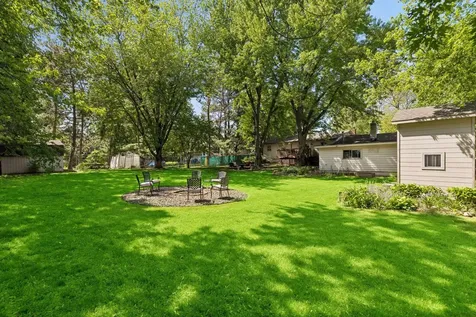 9883 Brookview Road Woodbury MN 55125