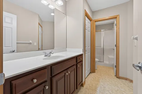 13364 Hummingbird Drive Apple Valley MN 55124