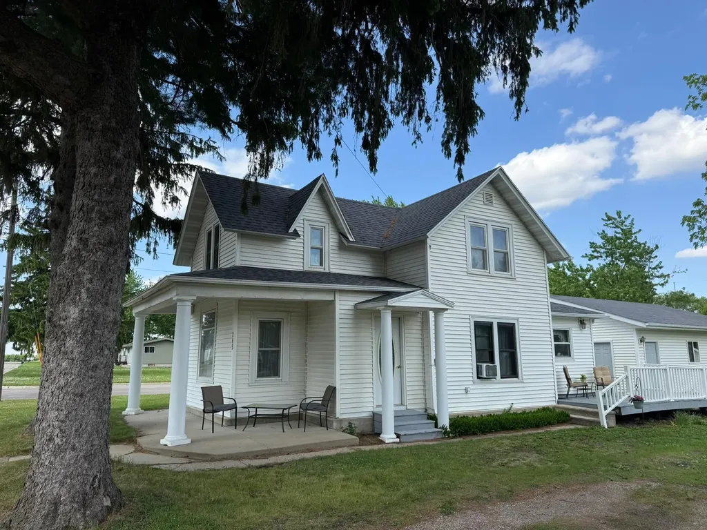 245 5th Avenue NE Blooming Prairie MN 55917