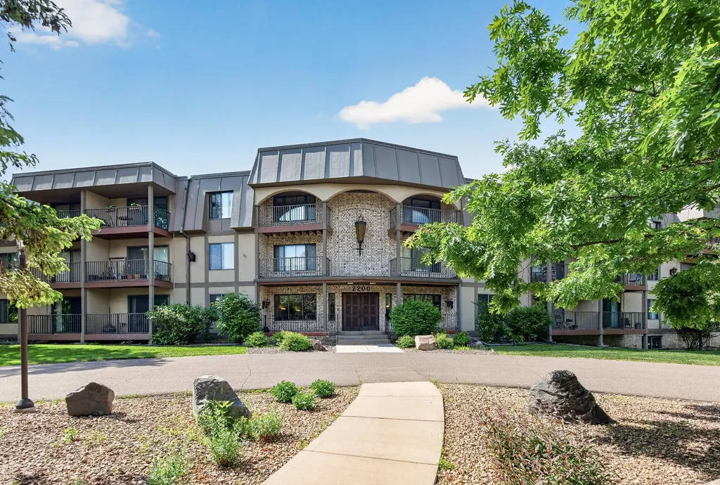 2200 Nevada Avenue S Saint Louis Park MN 55426