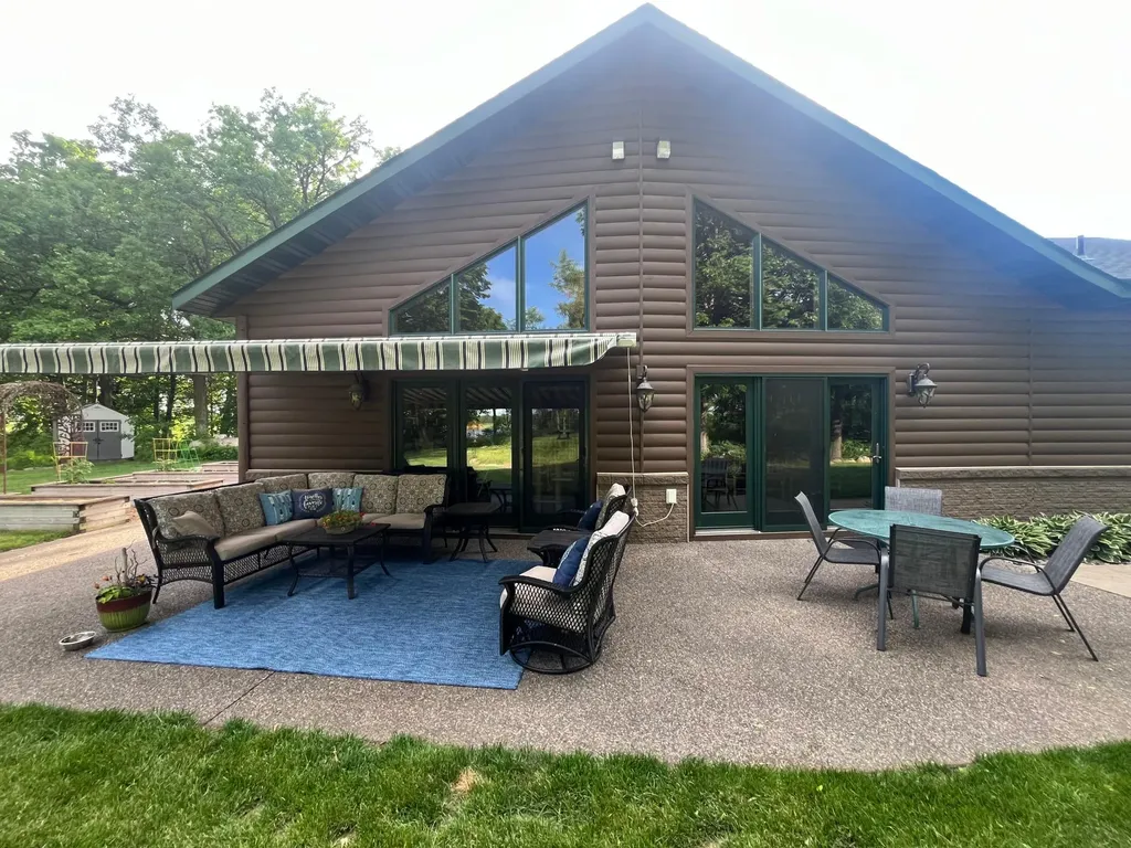 7140 Great River Road Royalton MN 56373