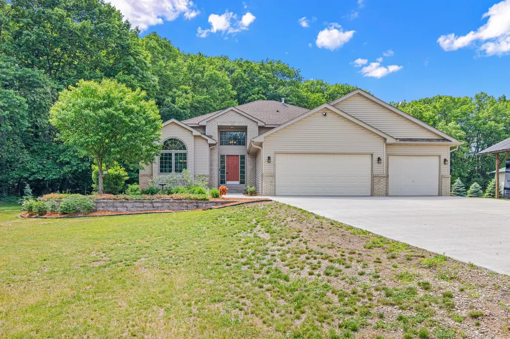 12244 239th Avenue NW Elk River MN 55330