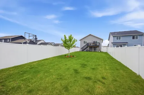 1138 Highland Lane W West Fargo ND 58078
