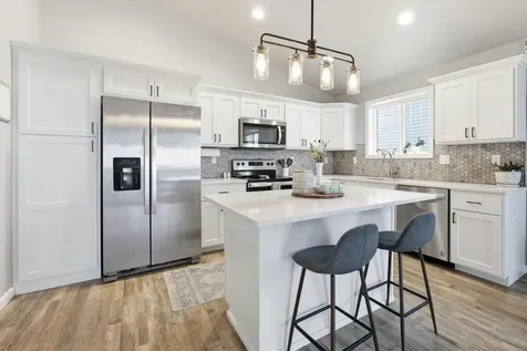 1138 Highland Lane W West Fargo ND 58078