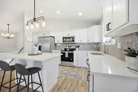 1138 Highland Lane W West Fargo ND 58078