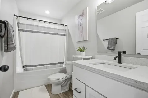1138 Highland Lane W West Fargo ND 58078