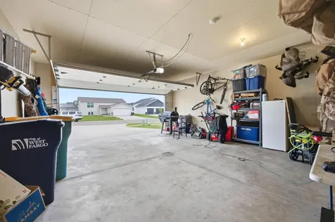 1138 Highland Lane W West Fargo ND 58078