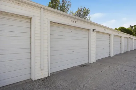 341 Prairiewood Circle S Fargo ND 58103