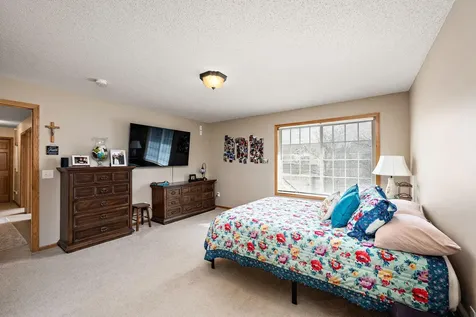 9651 Belmont Lane Eden Prairie MN 55347