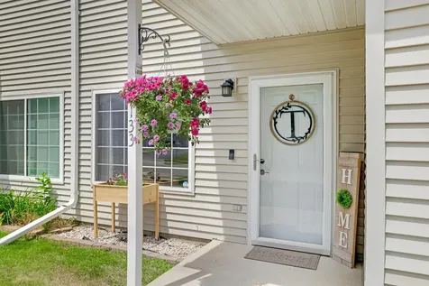 5133 Weatherstone Drive NW Rochester MN 55901