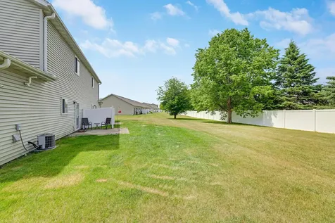 5133 Weatherstone Drive NW Rochester MN 55901
