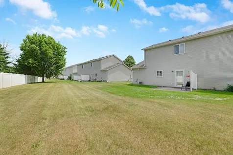 5133 Weatherstone Drive NW Rochester MN 55901