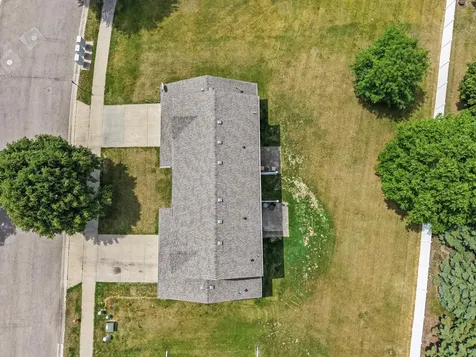 5133 Weatherstone Drive NW Rochester MN 55901