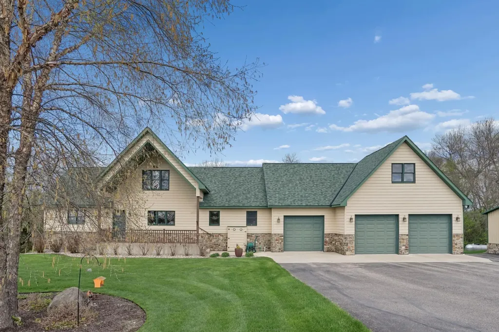 9966 80th Street SW Howard Lake MN 55349