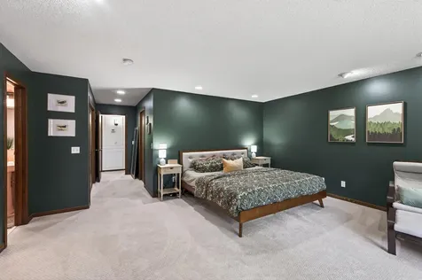 5590 Matterhorn Drive NE Fridley MN 55432