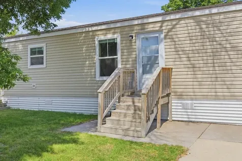 10162 Pierce Place NE Blaine MN 55434
