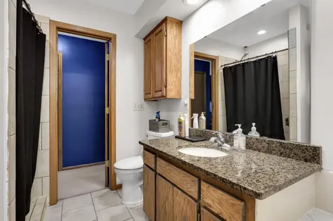 7654 12th Street N Oakdale MN 55128