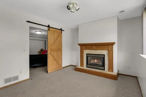 7654 12th Street N Oakdale MN 55128