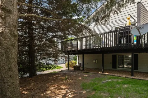7654 12th Street N Oakdale MN 55128