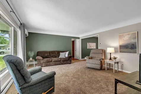 940 Hamlet Drive N Avon MN 56310