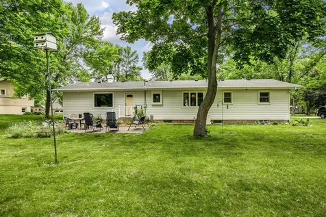 940 Hamlet Drive N Avon MN 56310