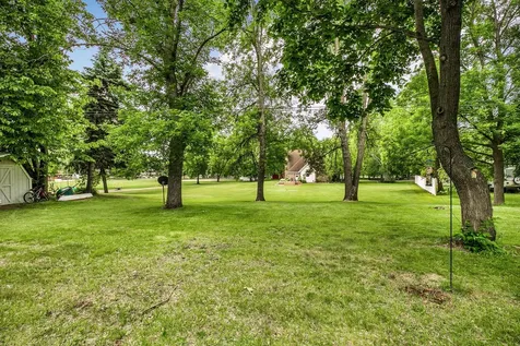 940 Hamlet Drive N Avon MN 56310