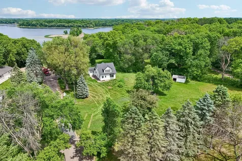 11551 278th Street Chisago City MN 55013