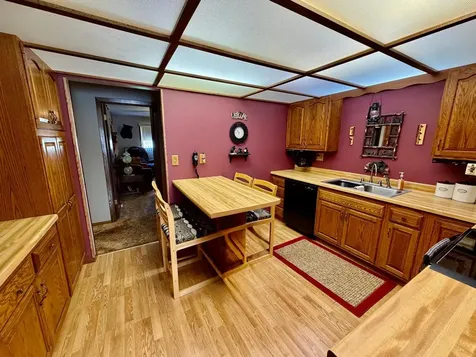 101 17th Avenue NE Roseau MN 56751
