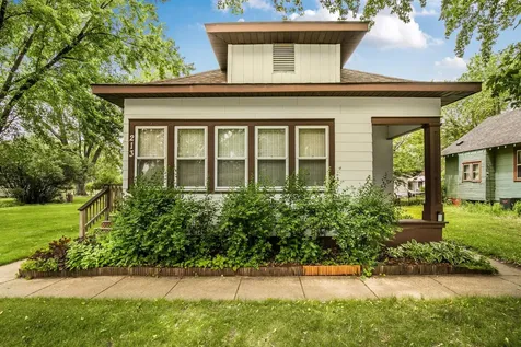 213 34th Avenue N Saint Cloud MN 56303