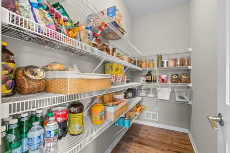 16894 Reeder Ridge Eden Prairie MN 55347