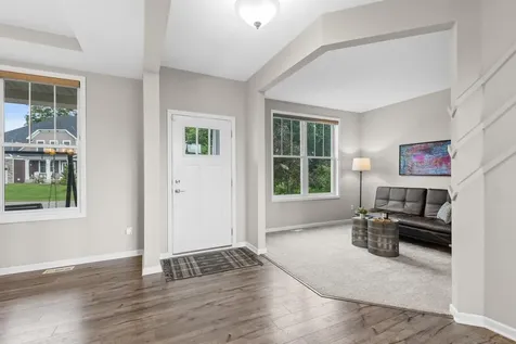 16894 Reeder Ridge Eden Prairie MN 55347