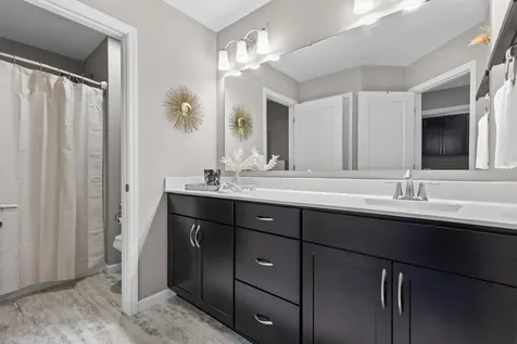 16894 Reeder Ridge Eden Prairie MN 55347