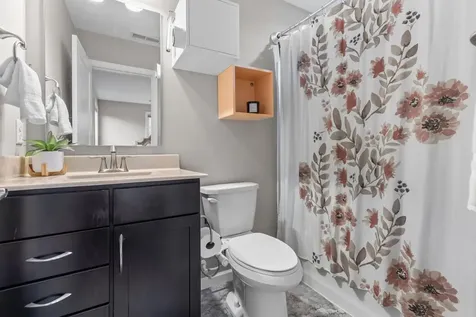 16894 Reeder Ridge Eden Prairie MN 55347
