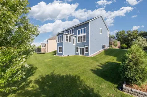 16894 Reeder Ridge Eden Prairie MN 55347