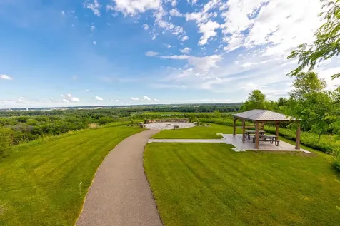16894 Reeder Ridge Eden Prairie MN 55347