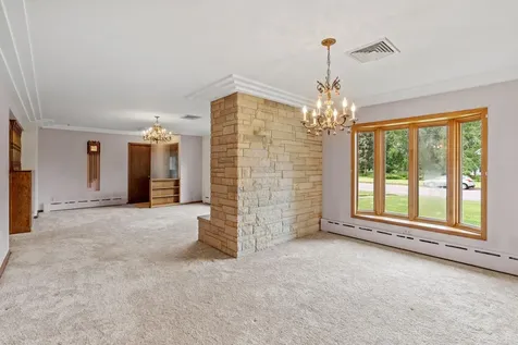 719 Park Avenue Hamburg MN 55339