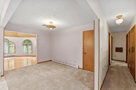 719 Park Avenue Hamburg MN 55339