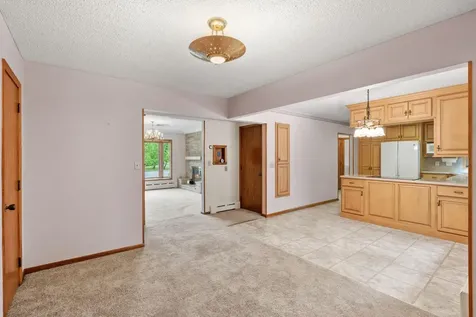 719 Park Avenue Hamburg MN 55339