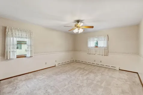 719 Park Avenue Hamburg MN 55339